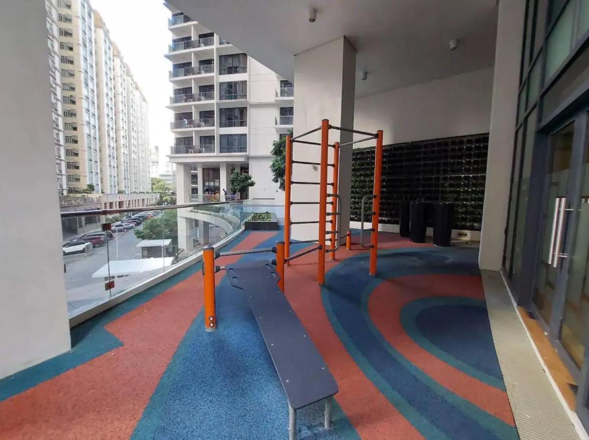 The Florence At Mckinley Hill Taguig Eksteriør bilde