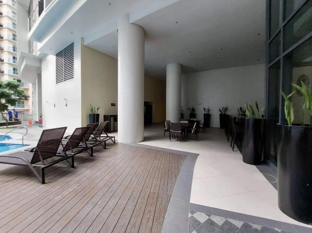 The Florence At Mckinley Hill Taguig Eksteriør bilde